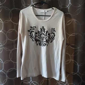 Graphic long sleeve shirt